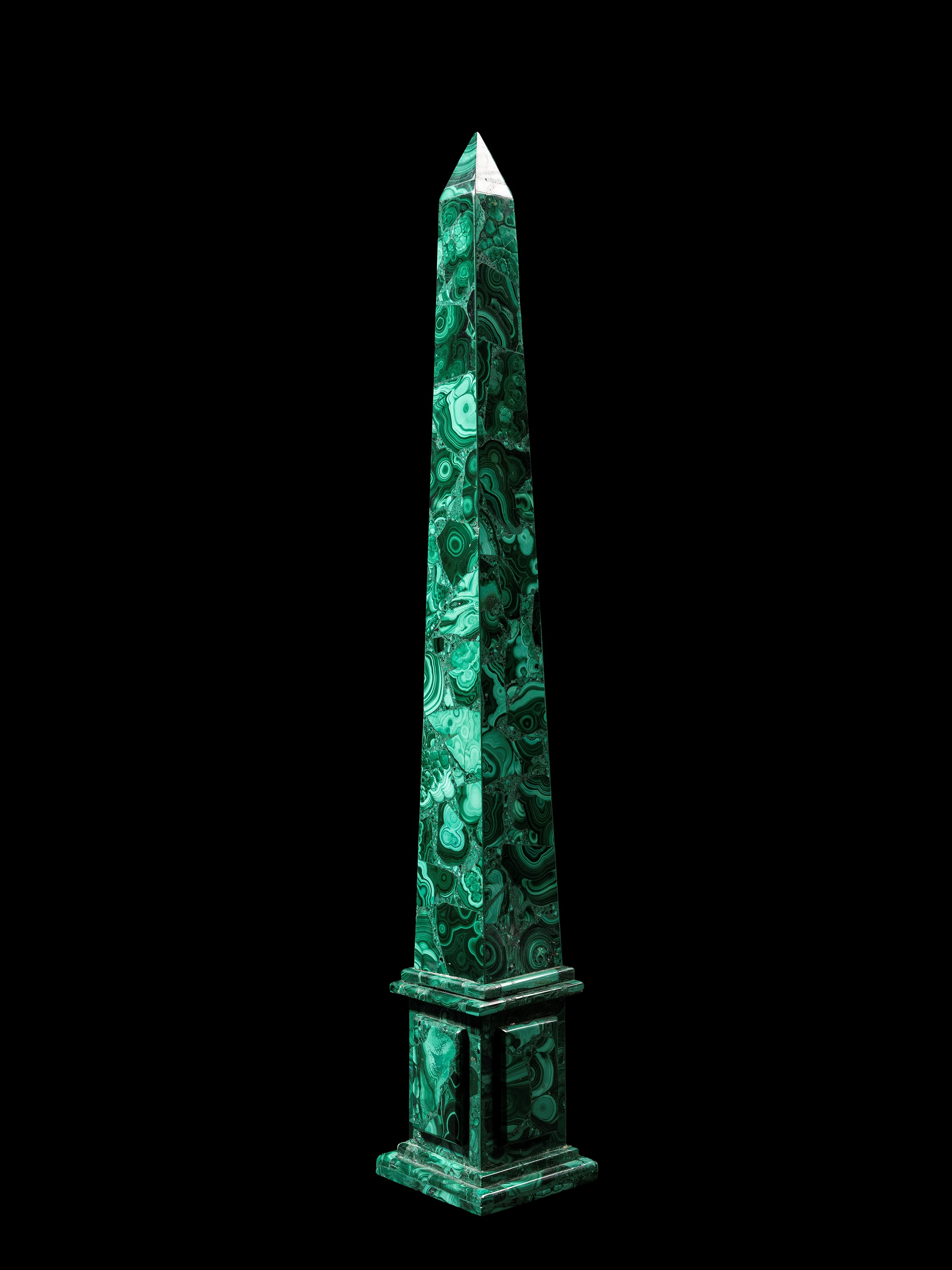 Russia, XX secolo, Obelisco in malachite