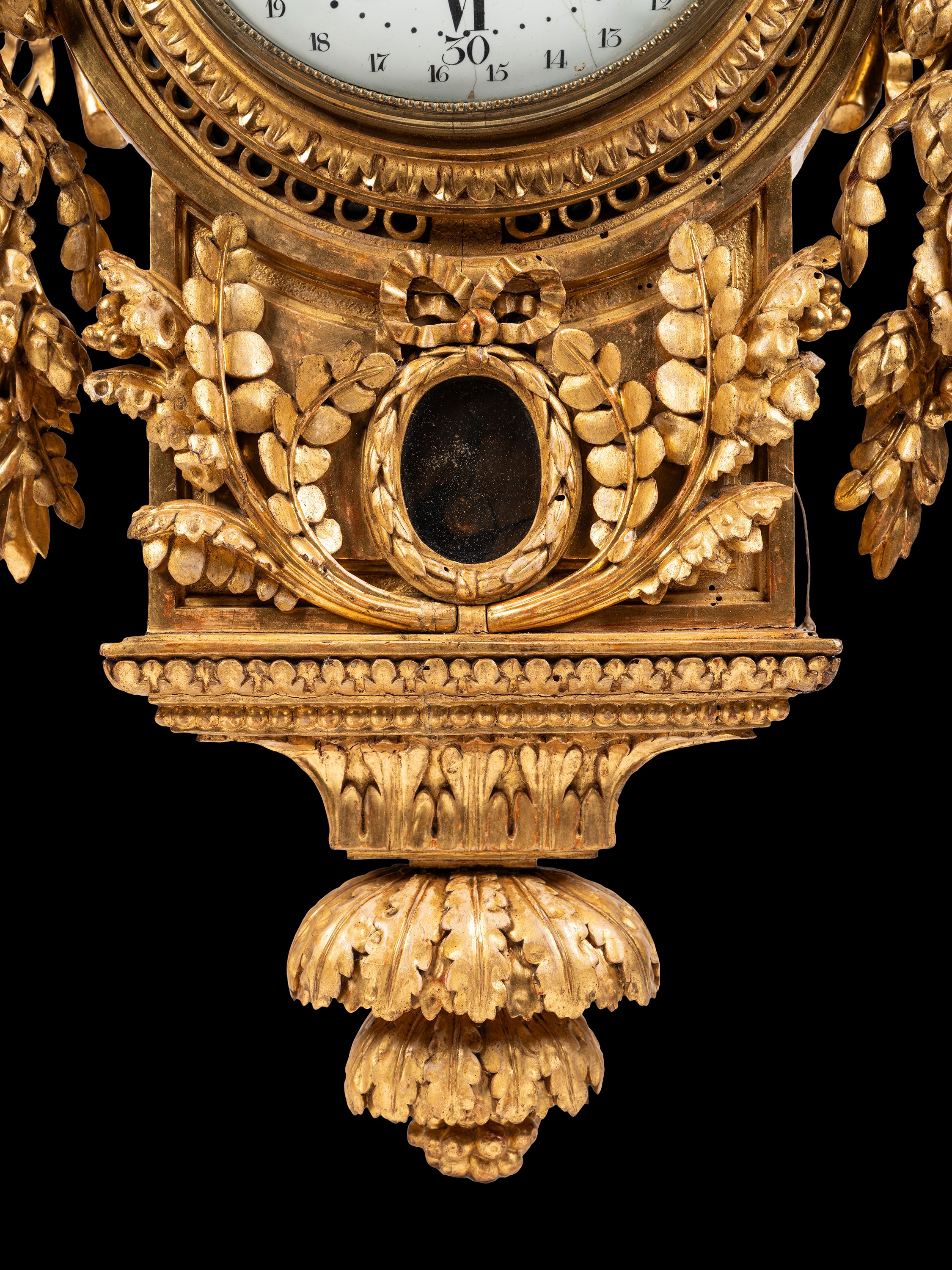 Francesco Bolgiè (attrib.), Orologio cartel, cassa in legno dorato a foglia, XVIII secolo