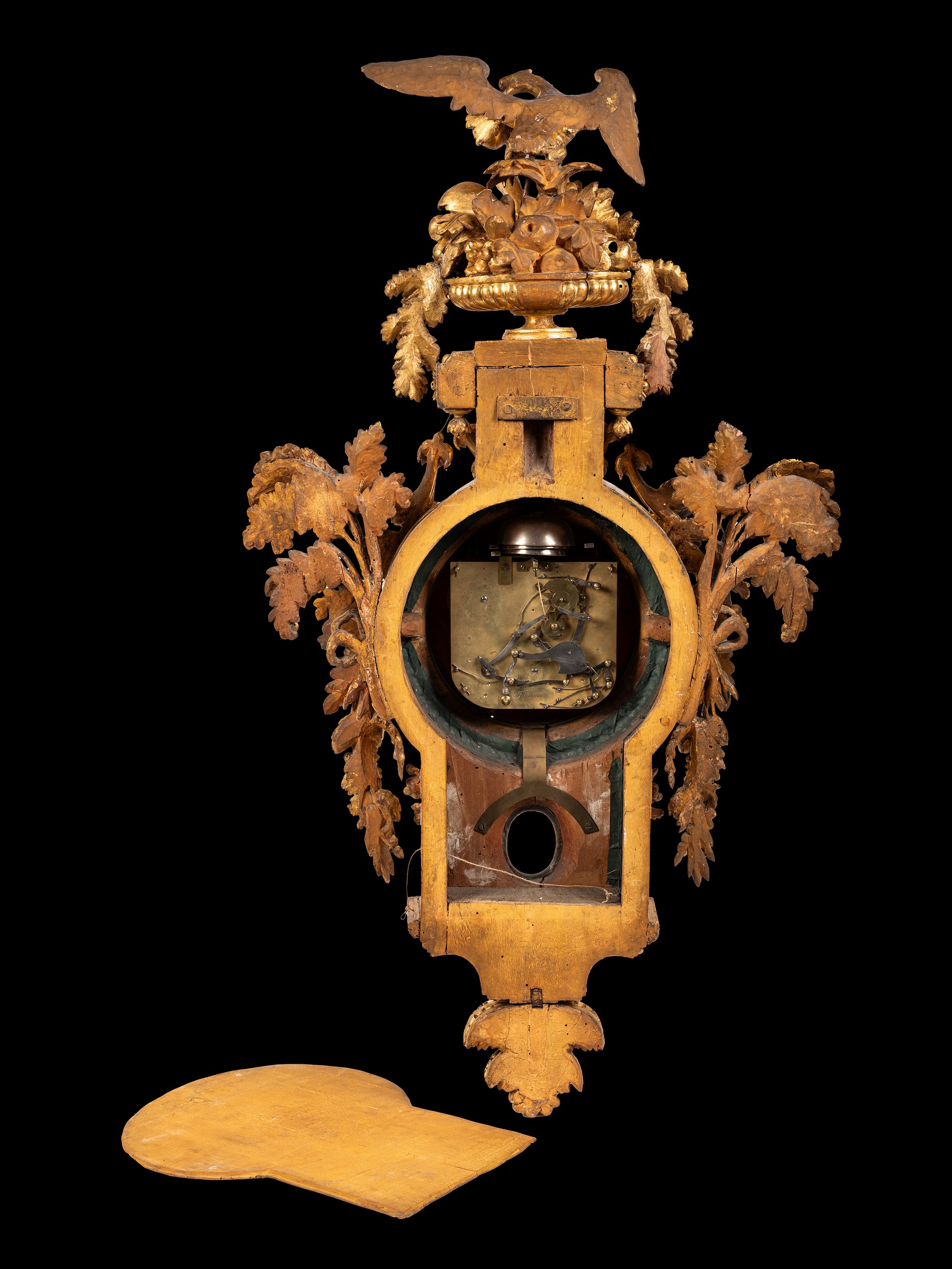 Francesco Bolgiè (attrib.), Orologio cartel, cassa in legno dorato a foglia, XVIII secolo