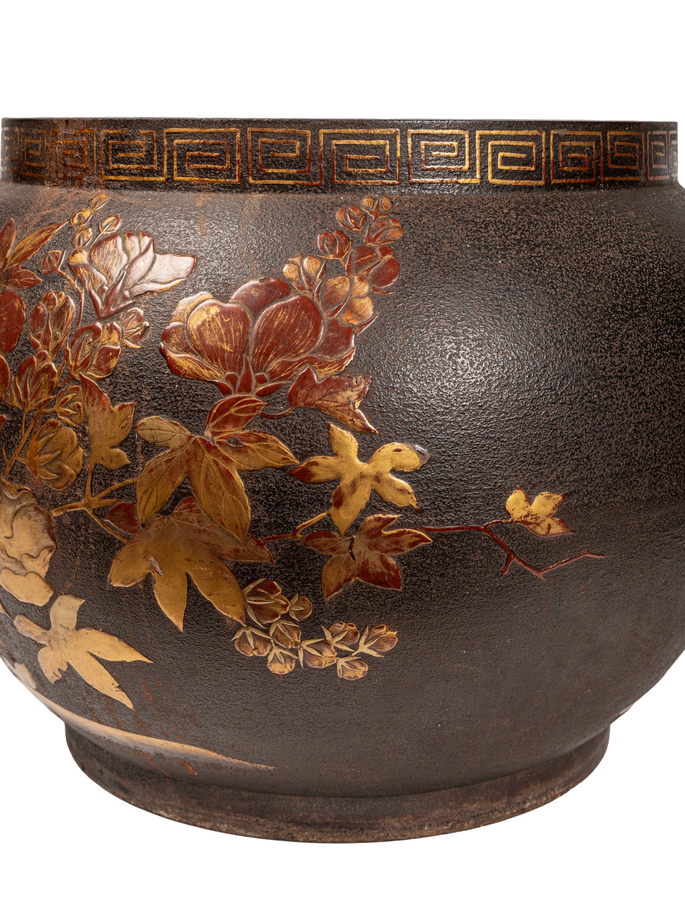 Giappone, cachepot in ghisa laccata (periodo Meiji, XIX secolo)