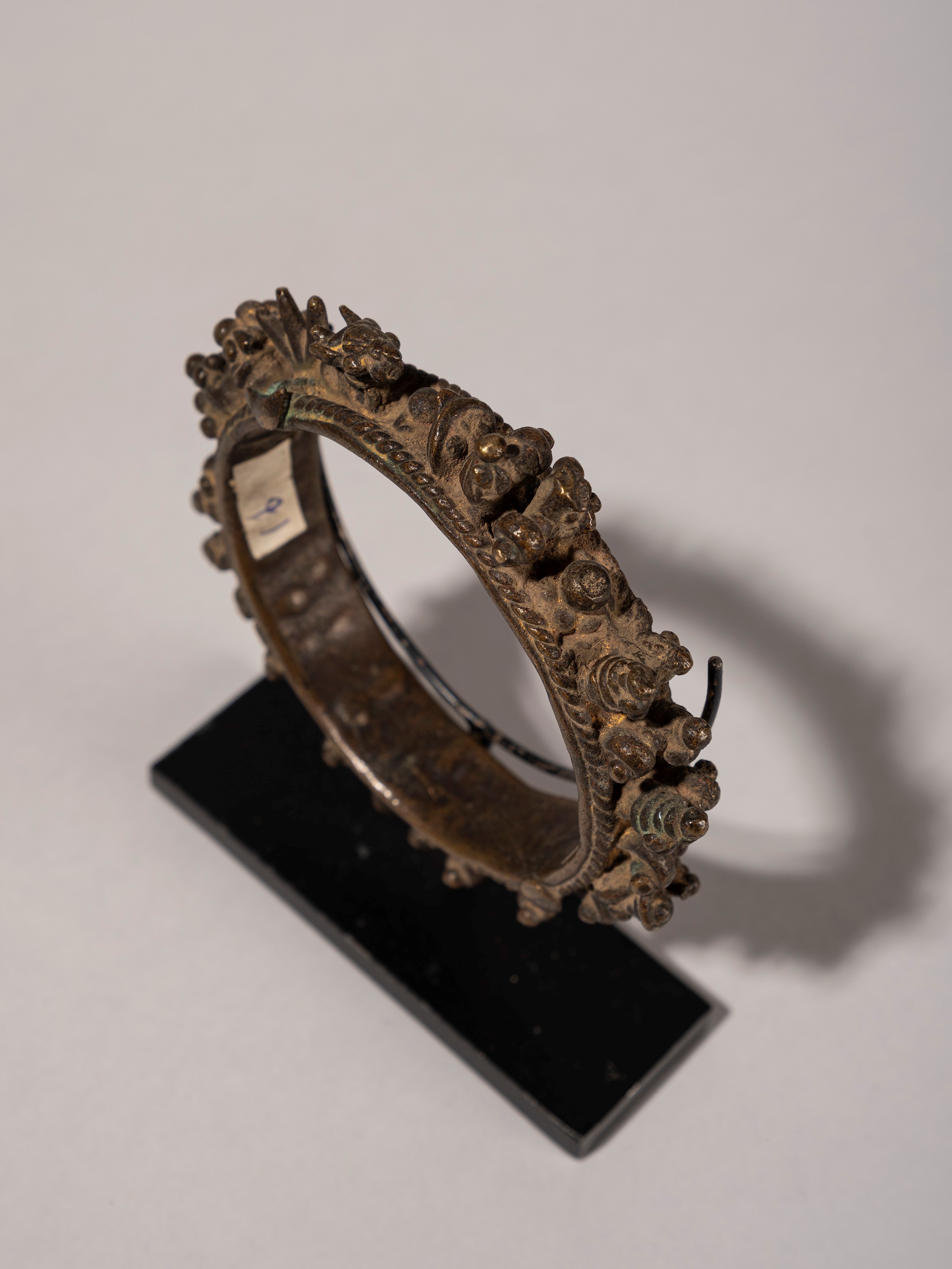 BRACCIALE DA CERIMONIA IN BRONZO