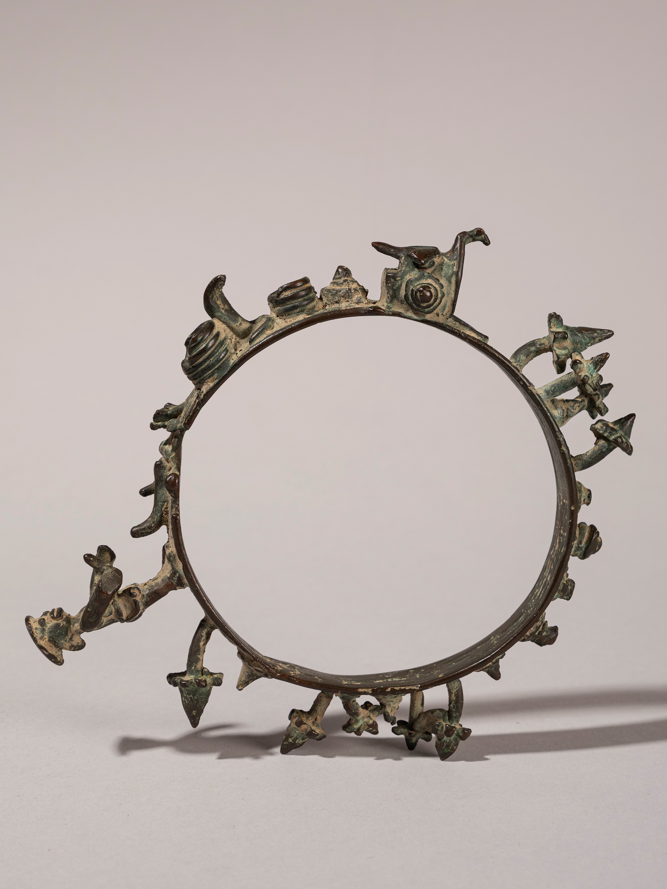 GRANDE BRACIALE DA CERIMONIA IN BRONZO
