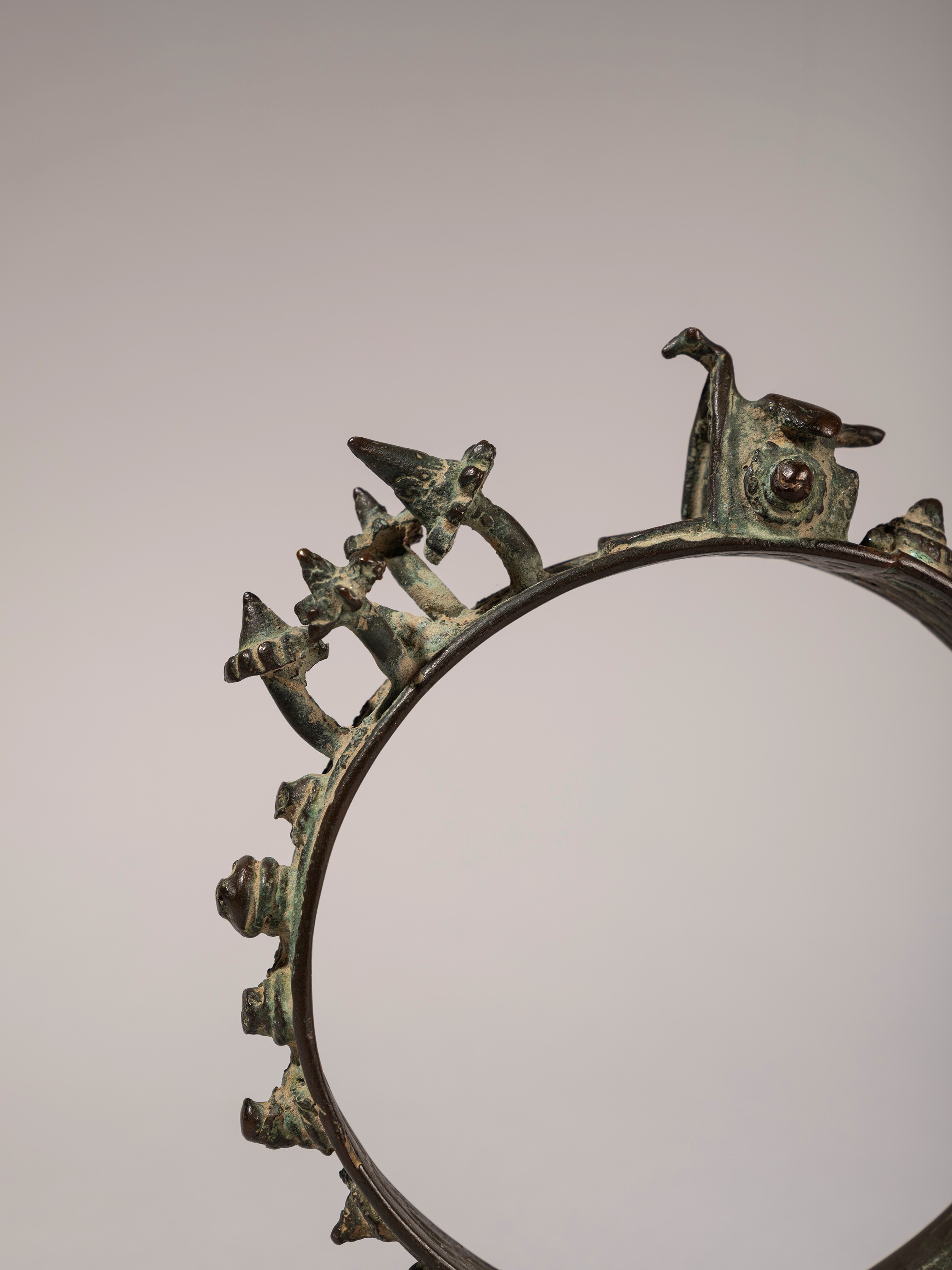 GRANDE BRACIALE DA CERIMONIA IN BRONZO