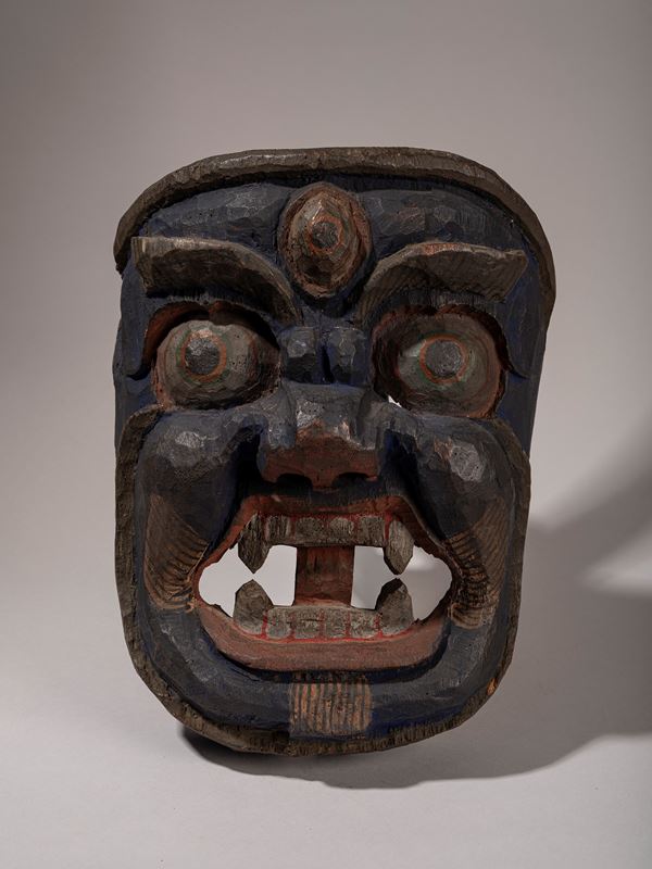 MASCHERA DA CERIMONIA IN LEGNO POLICROMO