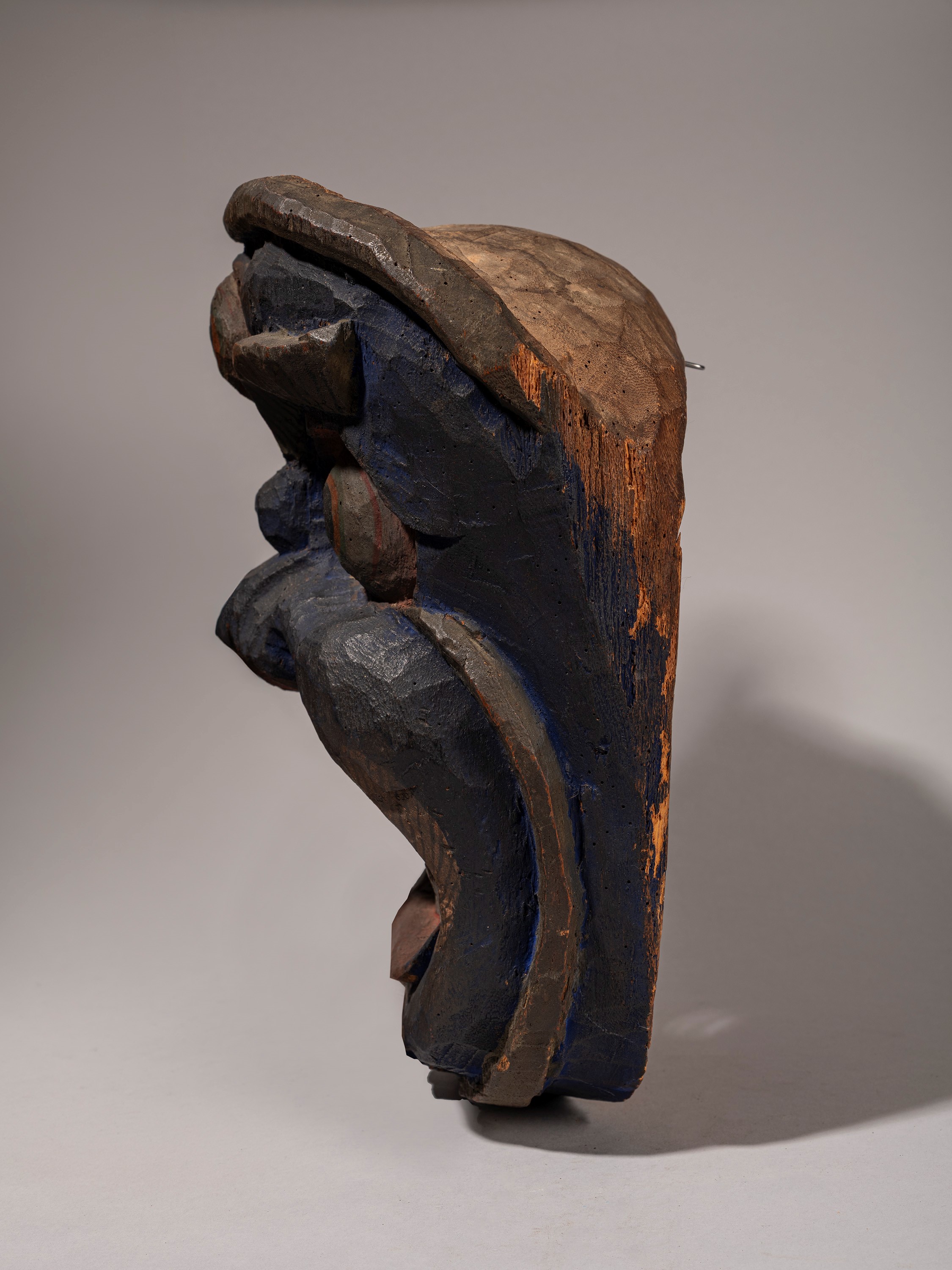 MASCHERA DA CERIMONIA IN LEGNO POLICROMO