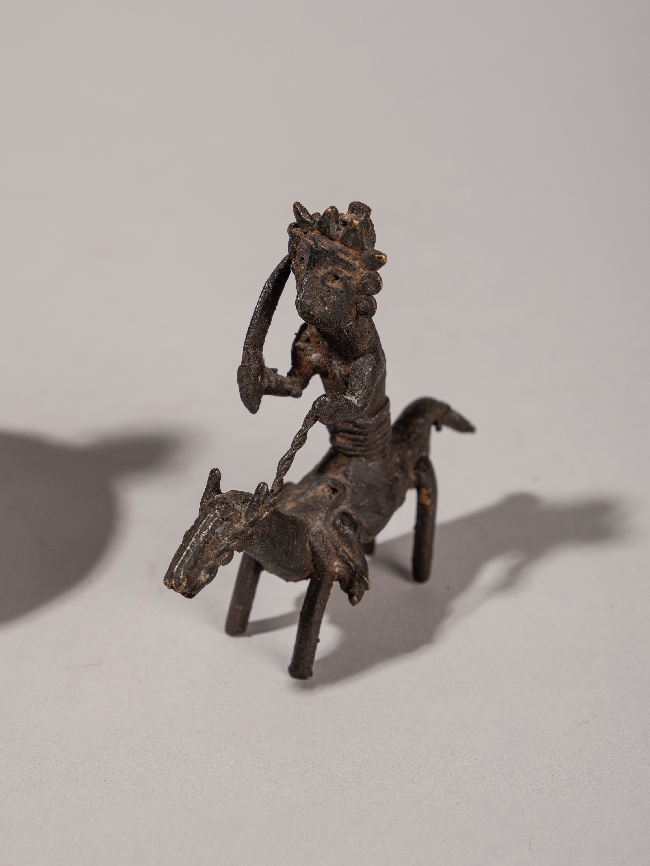 LOTTO COMPOSTO DA TRE SCULTURE KOND IN BRONZO