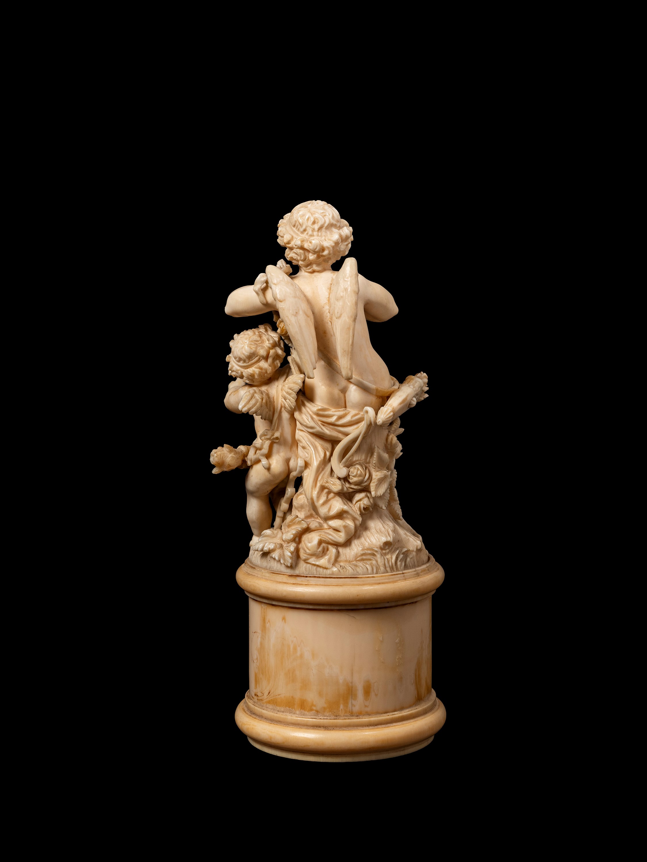 Scultura in avorio raffigurante Eros e Anteros, Francia, seconda metà del XVIII secolo