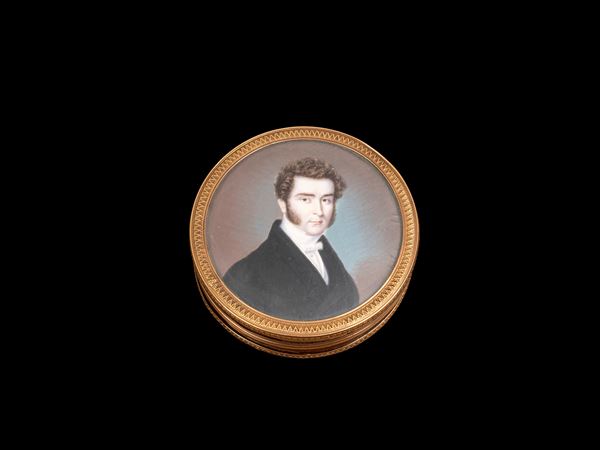 TABACCHIERA IN ORO DIPINTA CON MINIATURA