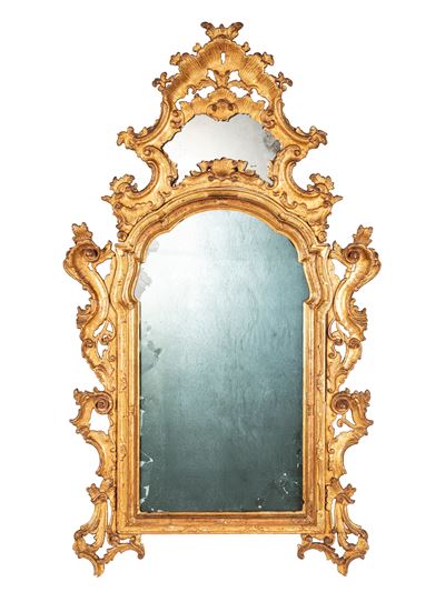 Specchiera in stile Luigi XV, legno intagliato e dorato (Venezia, XIX secolo)