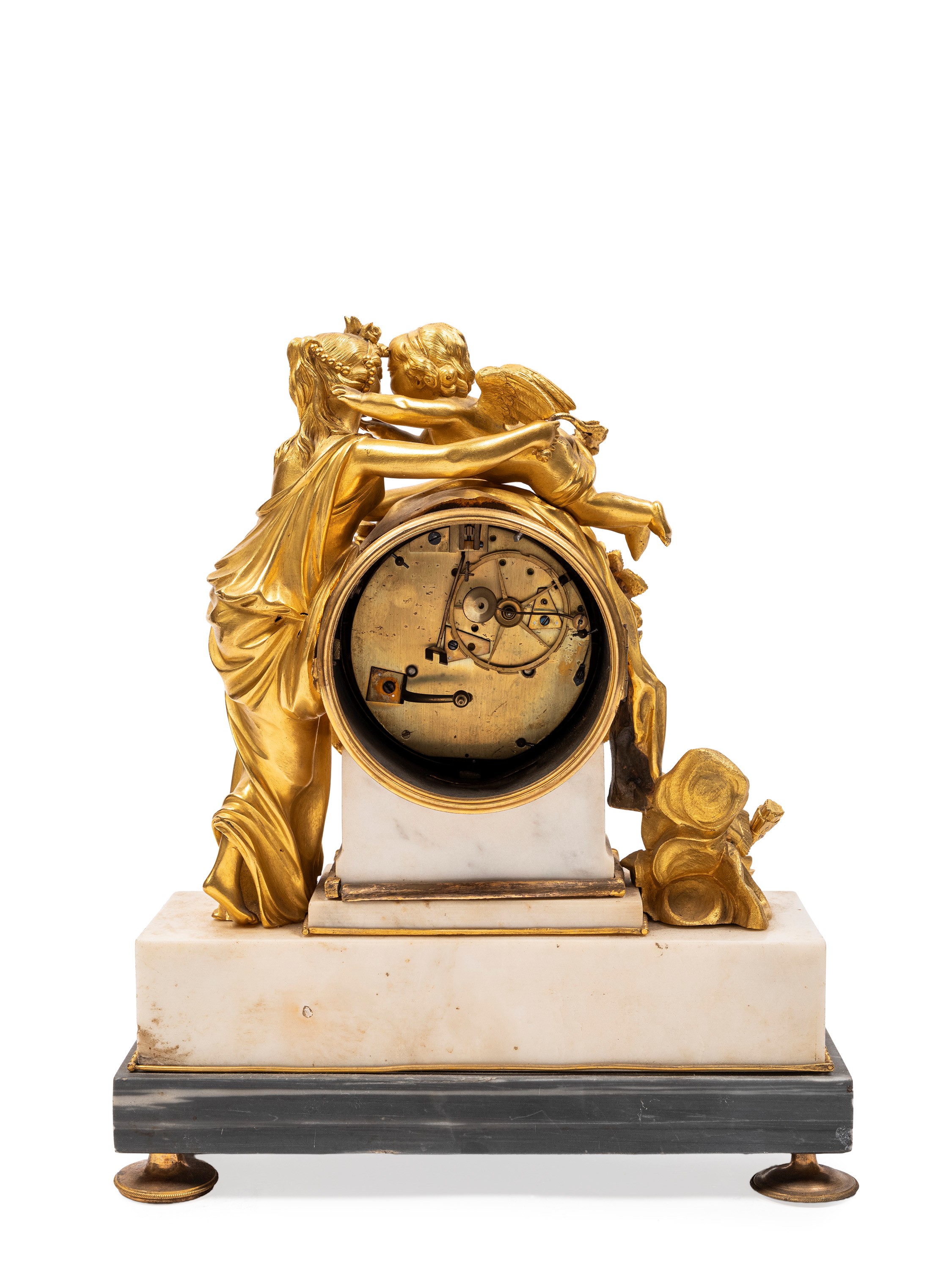 Pendola figurativa, Venere che abbraccia Cupido, bronzo dorato al mercurio con base in marmo, mec...
