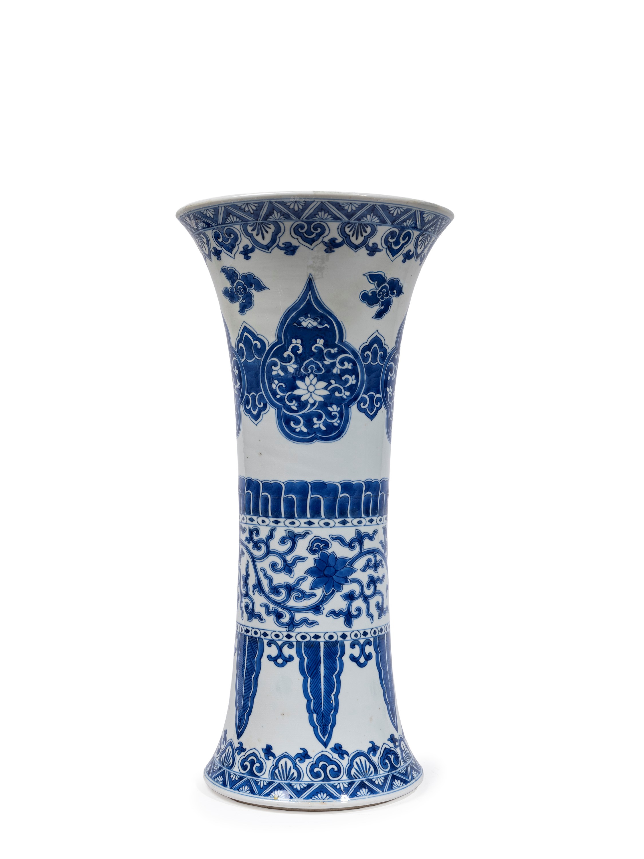 Cina, dinastia Qing (Kangxi), Grande vaso in porcellana bianca e blu