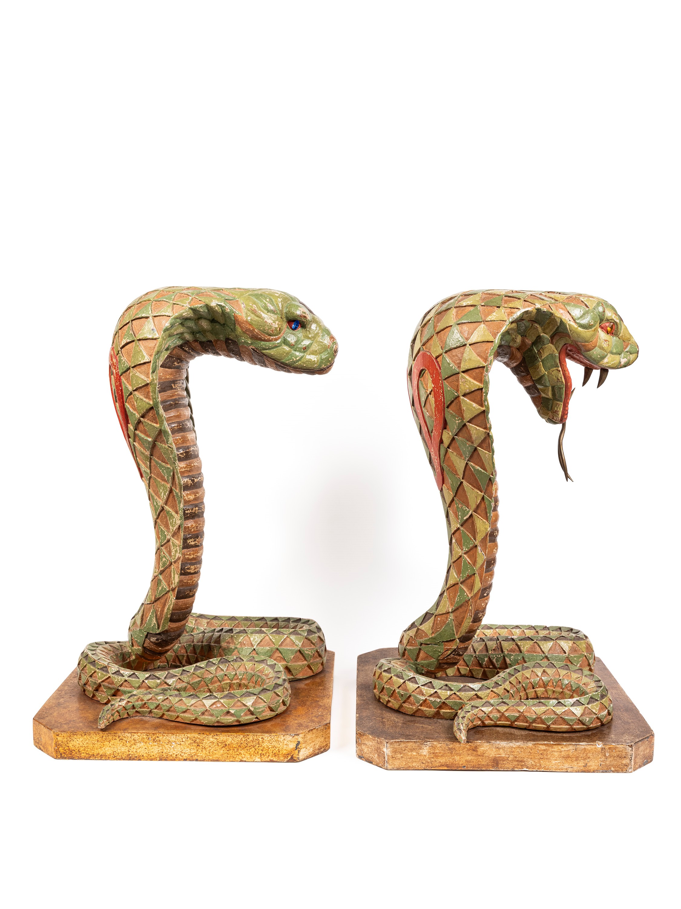 Coppia di Grandi Cobra in Legno Laccato