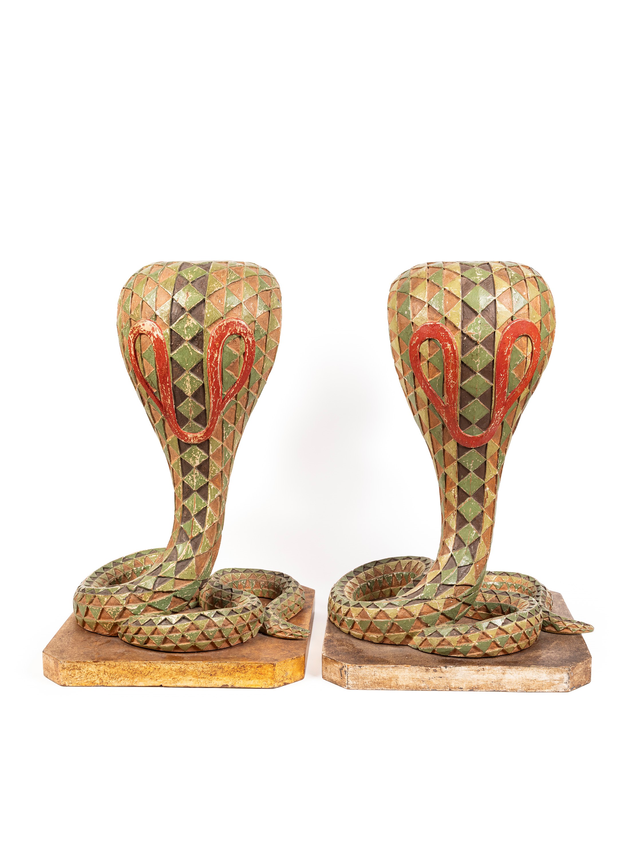 Coppia di Grandi Cobra in Legno Laccato