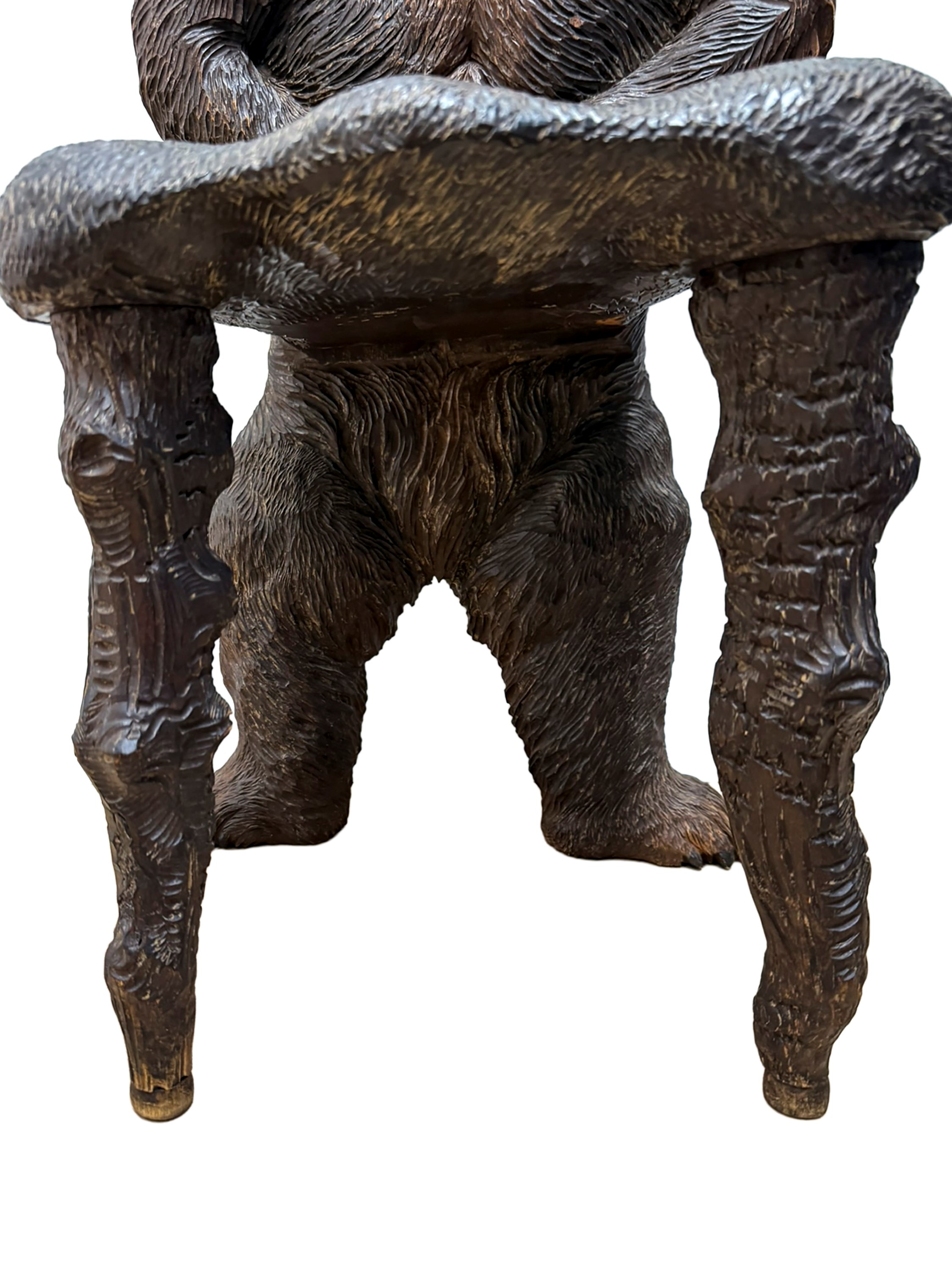 Sedia da corridoio, decorata con figura di orso e imitazione della corteccia, Fine XIX / inizio X...
