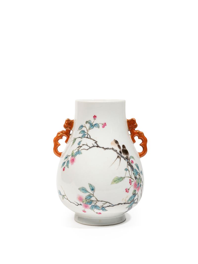 VASO IN PORCELLANA FAMIGLIA ROSA