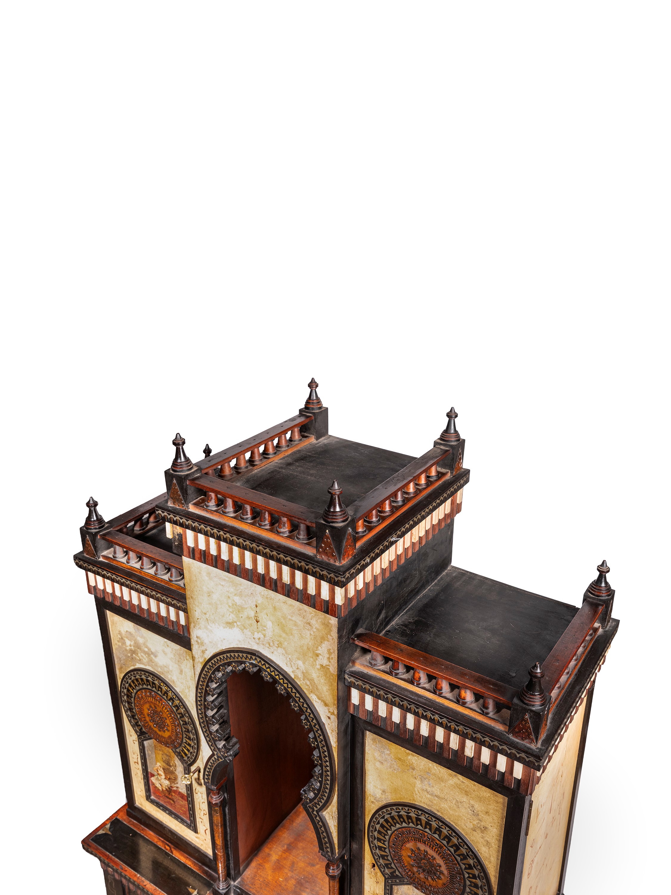 Carlo Bugatti - Mobile mosquée in legno intarsiato e pergamena dipinta