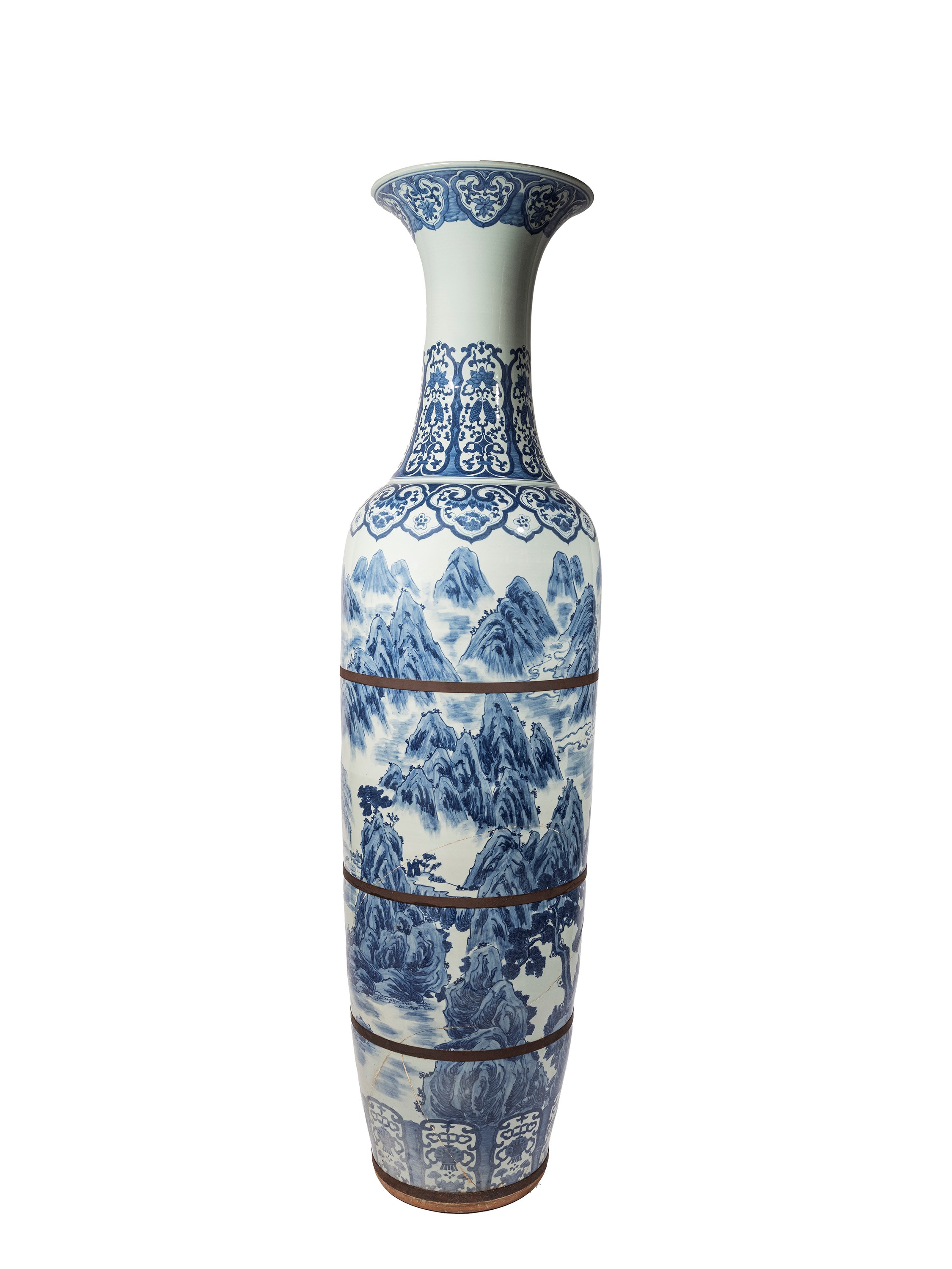 Vaso a colonna in porcellana bianco e blu, Giappone, periodo Meiji (1868-1912)