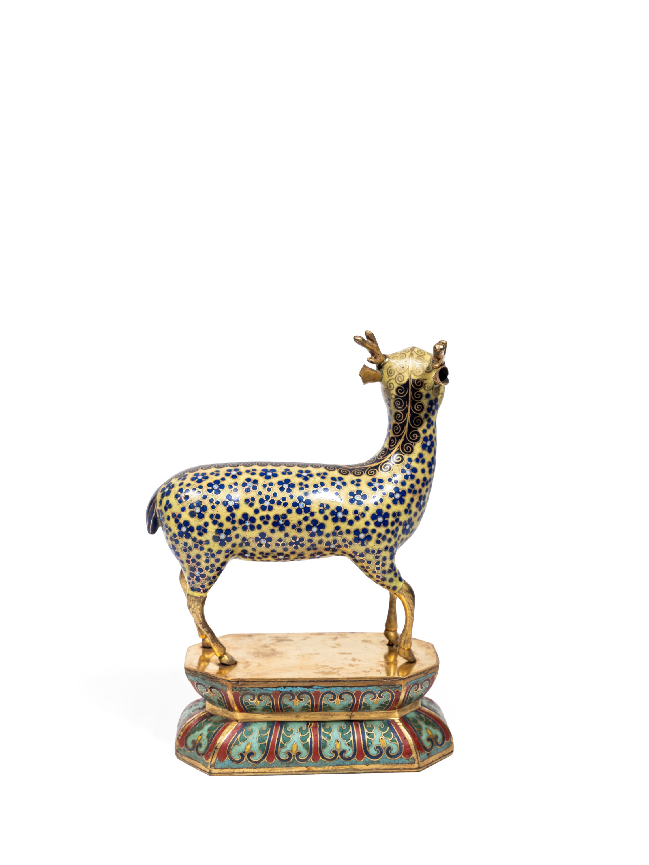 Figura in cloisonnè, Cerbiatto su piedistallo a forma di loto