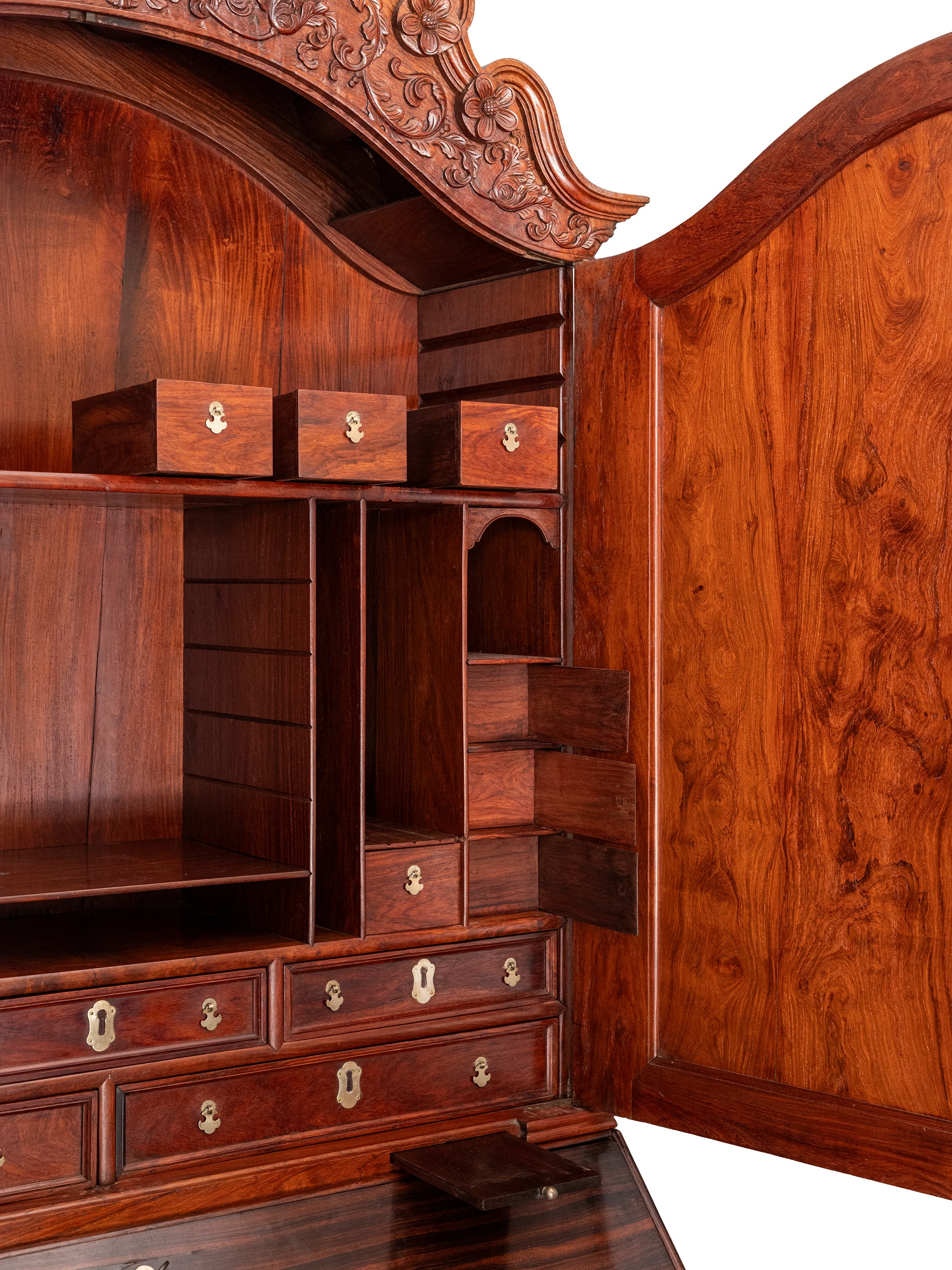 Cina, dinastia Qing (fine XVIII secolo), Trumèau in legno huanghuali e legno duro