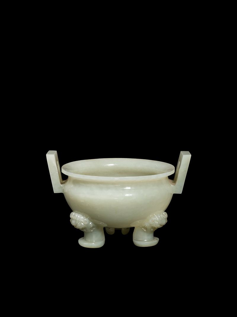 INCENSIERE TRIPODE IN GIADA CELADON