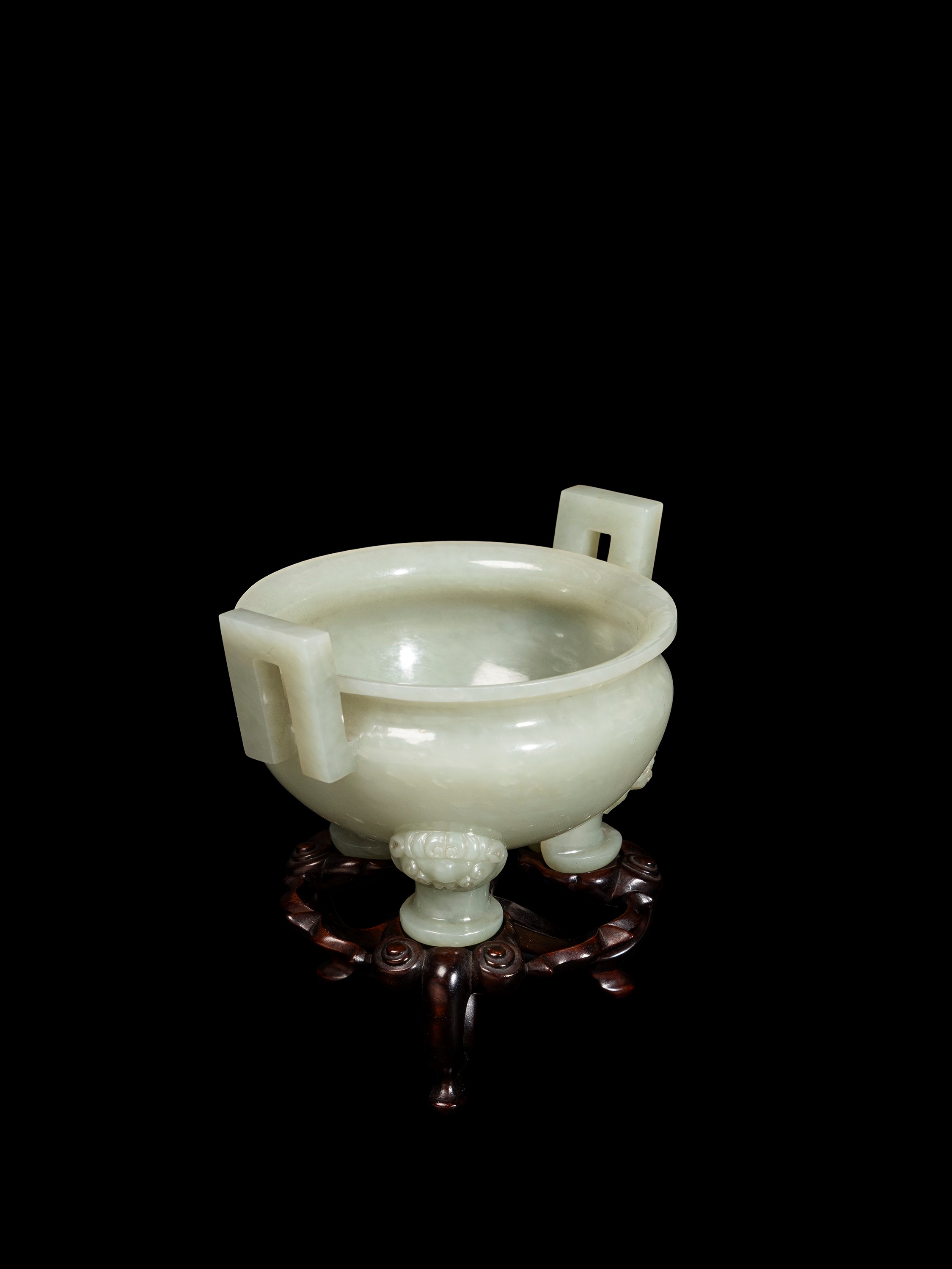 INCENSIERE TRIPODE IN GIADA CELADON