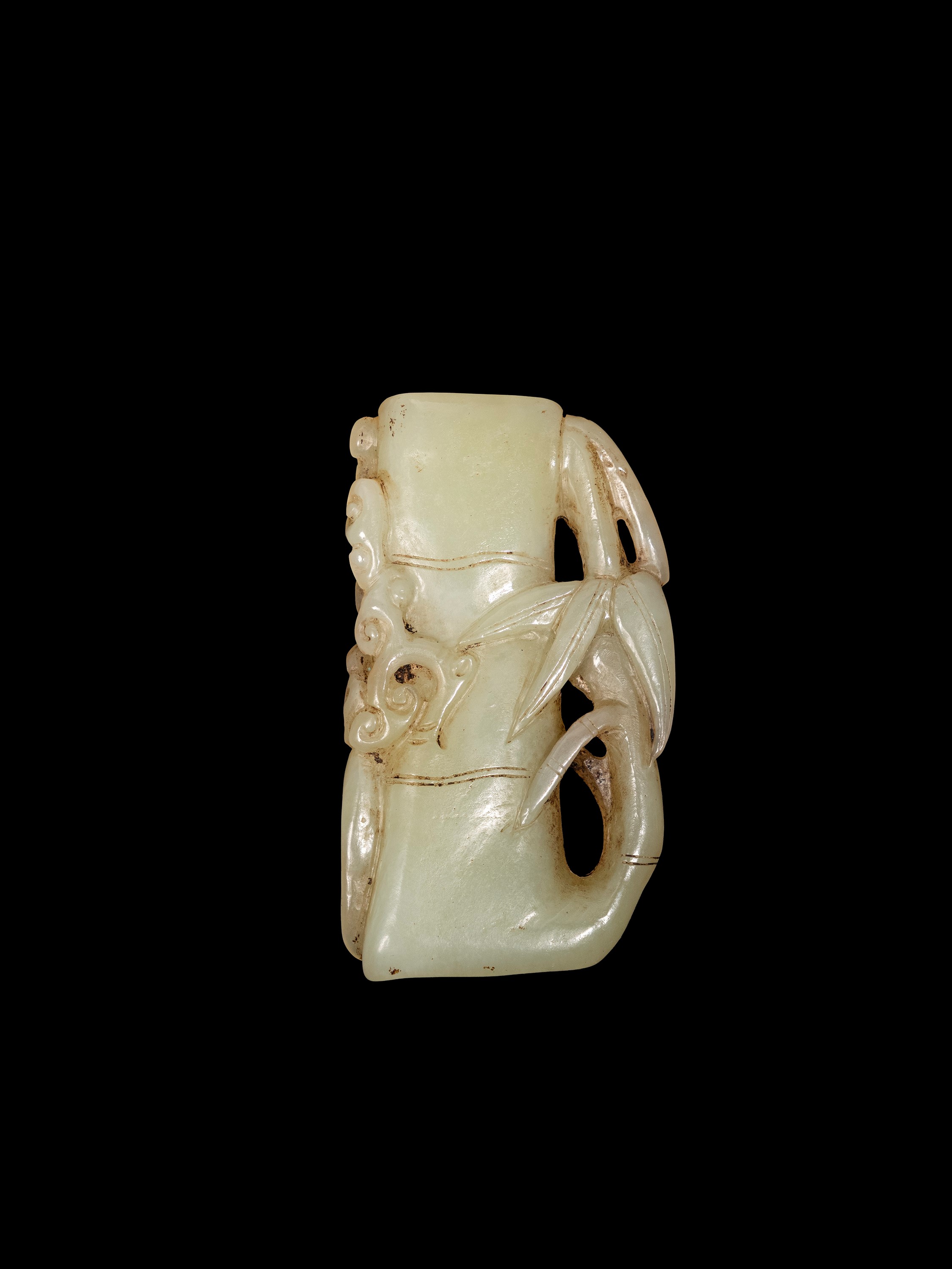 FIGURA IN GIADA