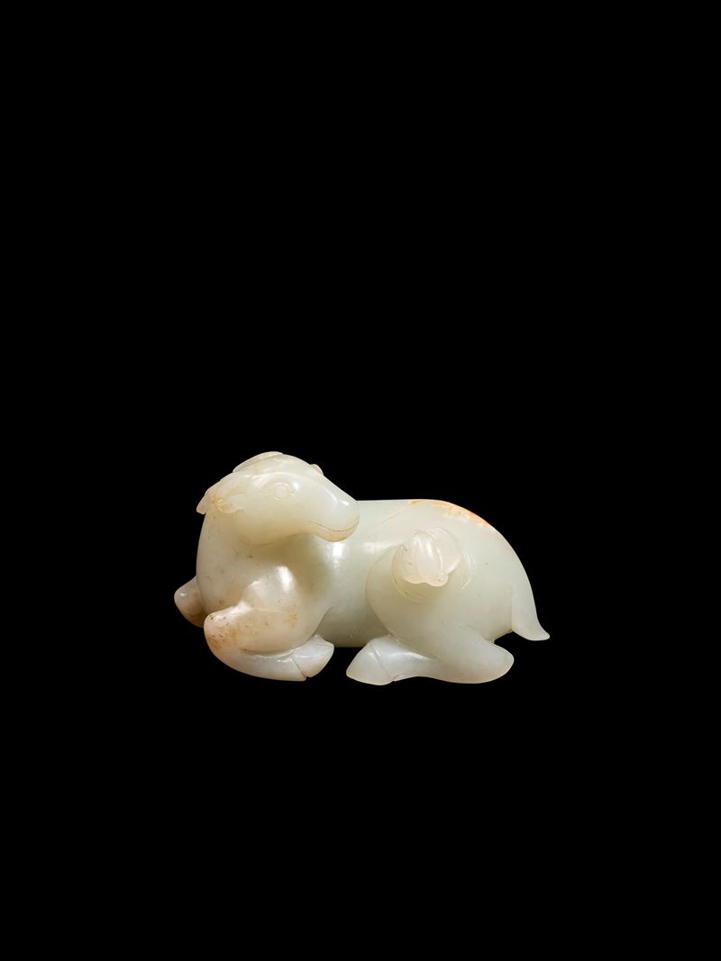 FIGURA IN GIADA BIANCA E RUGGINE