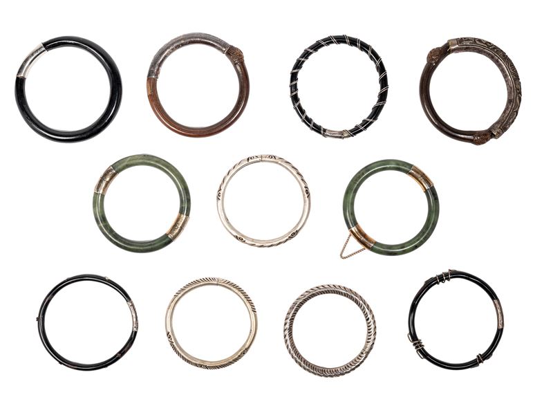 UNDICI BRACCIALI IN ARGENTO METALLO E PIETRE DURE
