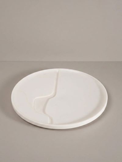 Grande piatto modello Fiume in marmo bianco, 1972