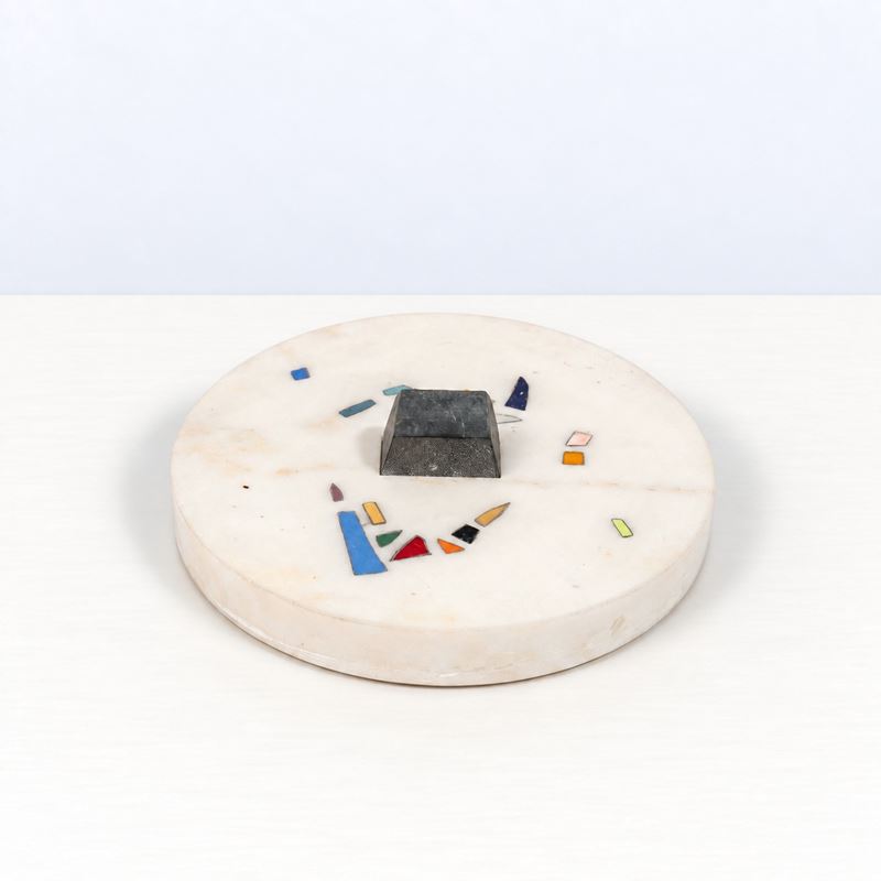 Giulio Lazzotti - Scultura in marmo bianco e mosaico