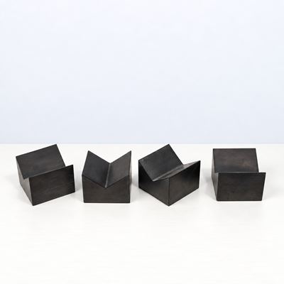 Fermacarte Modello Petit Granit, serie di quattro