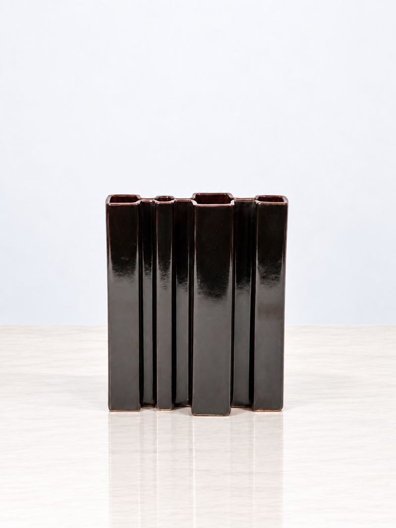 Angelo Mangiarotti - Vaso modello M5 in ceramica color manganese