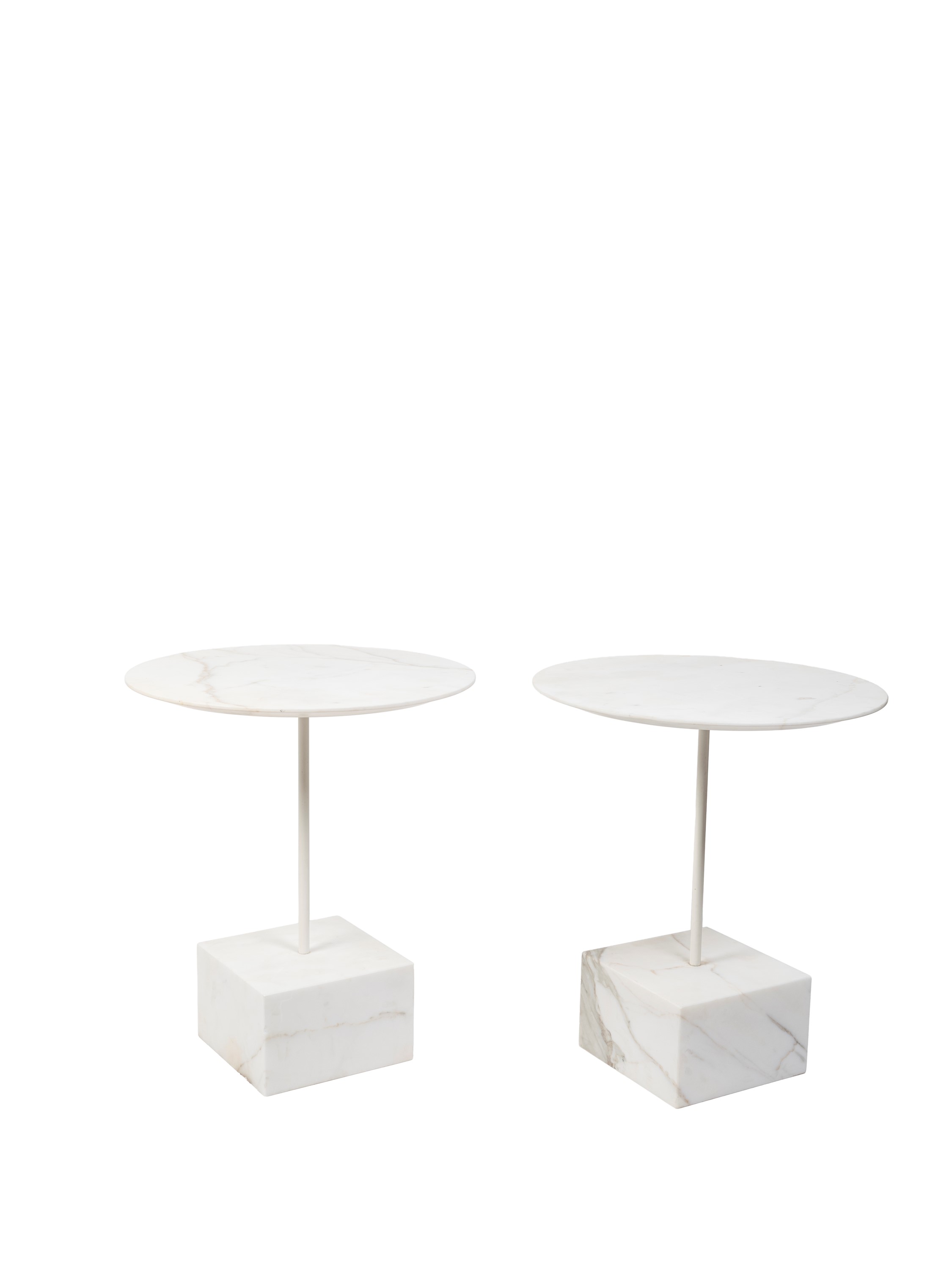 Ettore Sottsass - Tavolini Primavera, marmo Carrara e metallo laccato