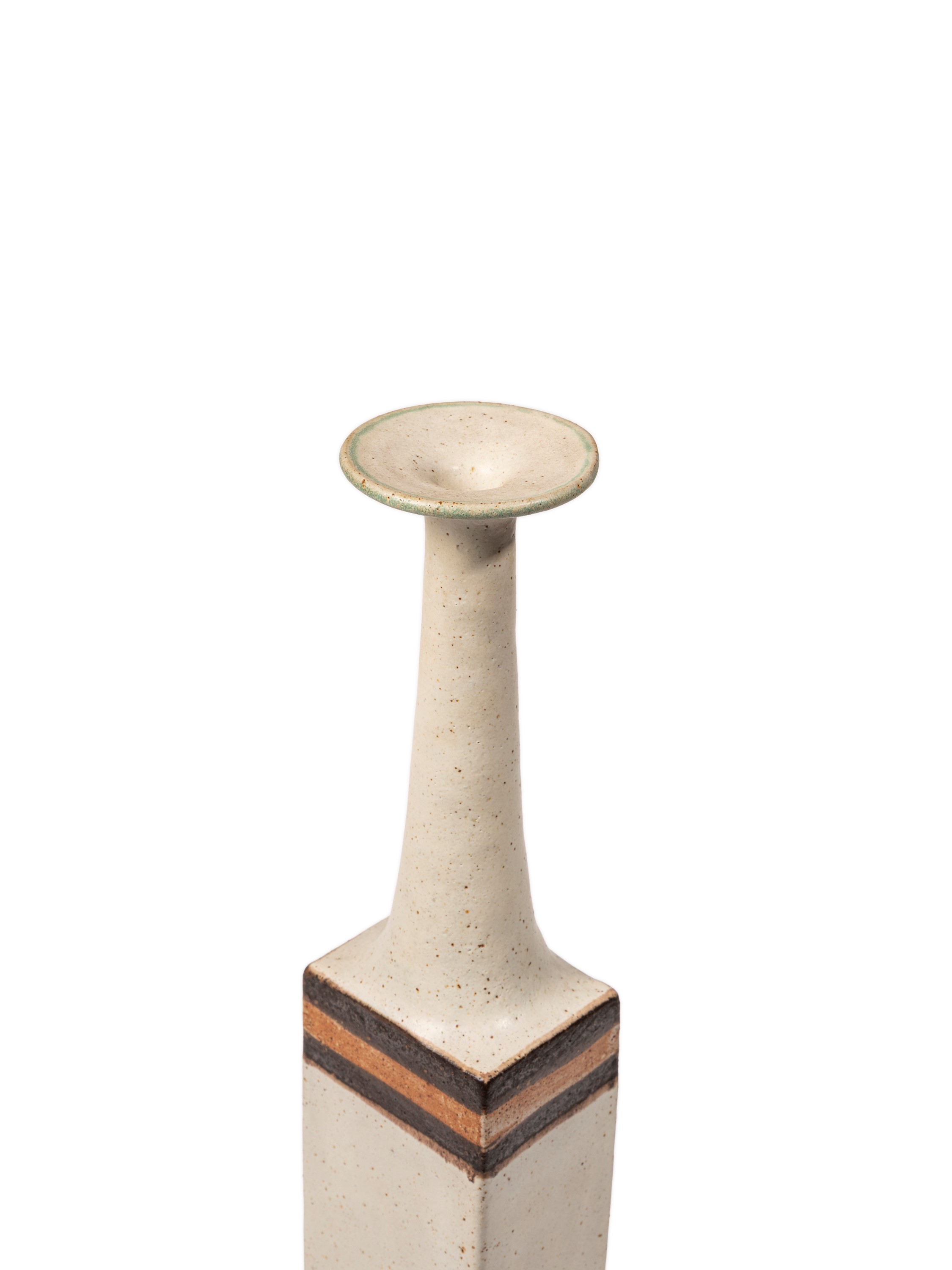 Bruno Gambone - Vaso in gres smaltato a sezione quadrata (anni '70 ca.)