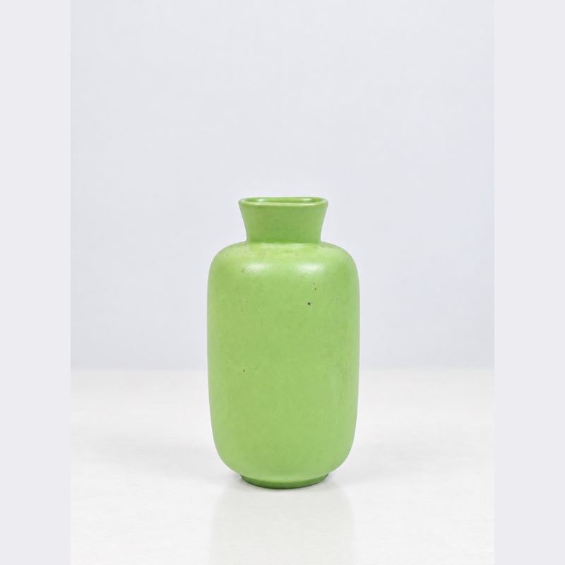 Giovanni Gariboldi - Vaso in ceramica smaltata verde (anni ’40 circa)