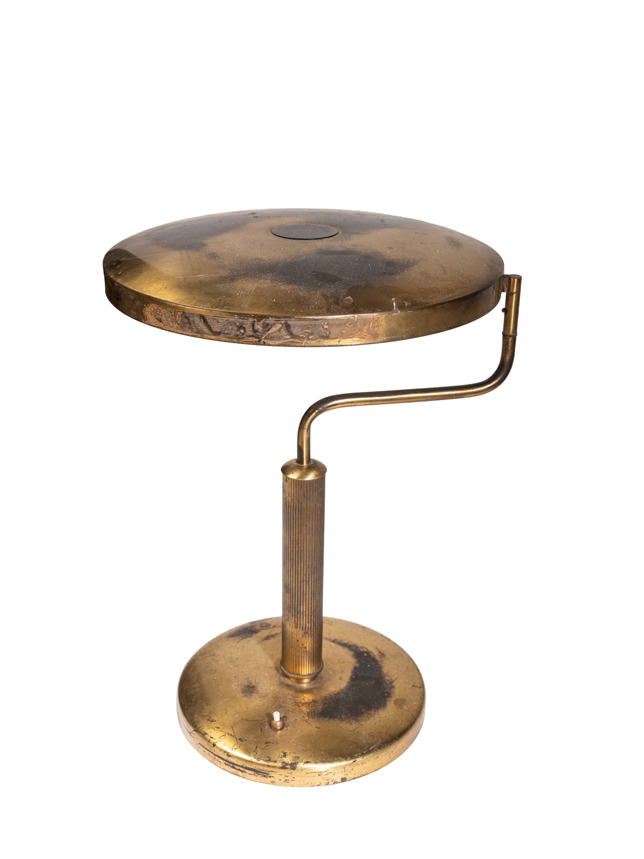 Fontana Arte - Lampada da tavolo in ottone e vetro satinato orientabile (anni ’40 ca.)