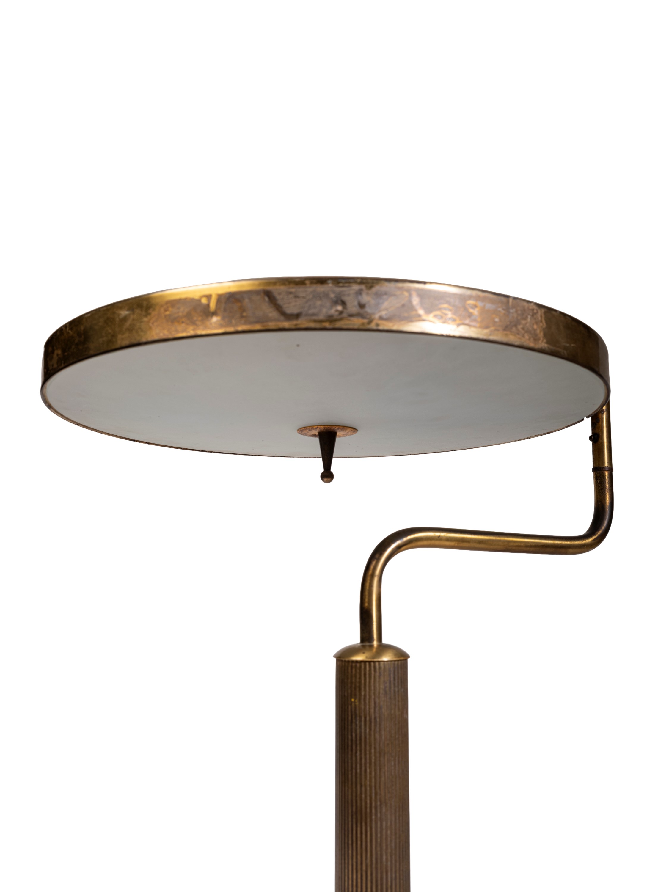 Fontana Arte - Lampada da tavolo in ottone e vetro satinato orientabile (anni ’40 ca.)