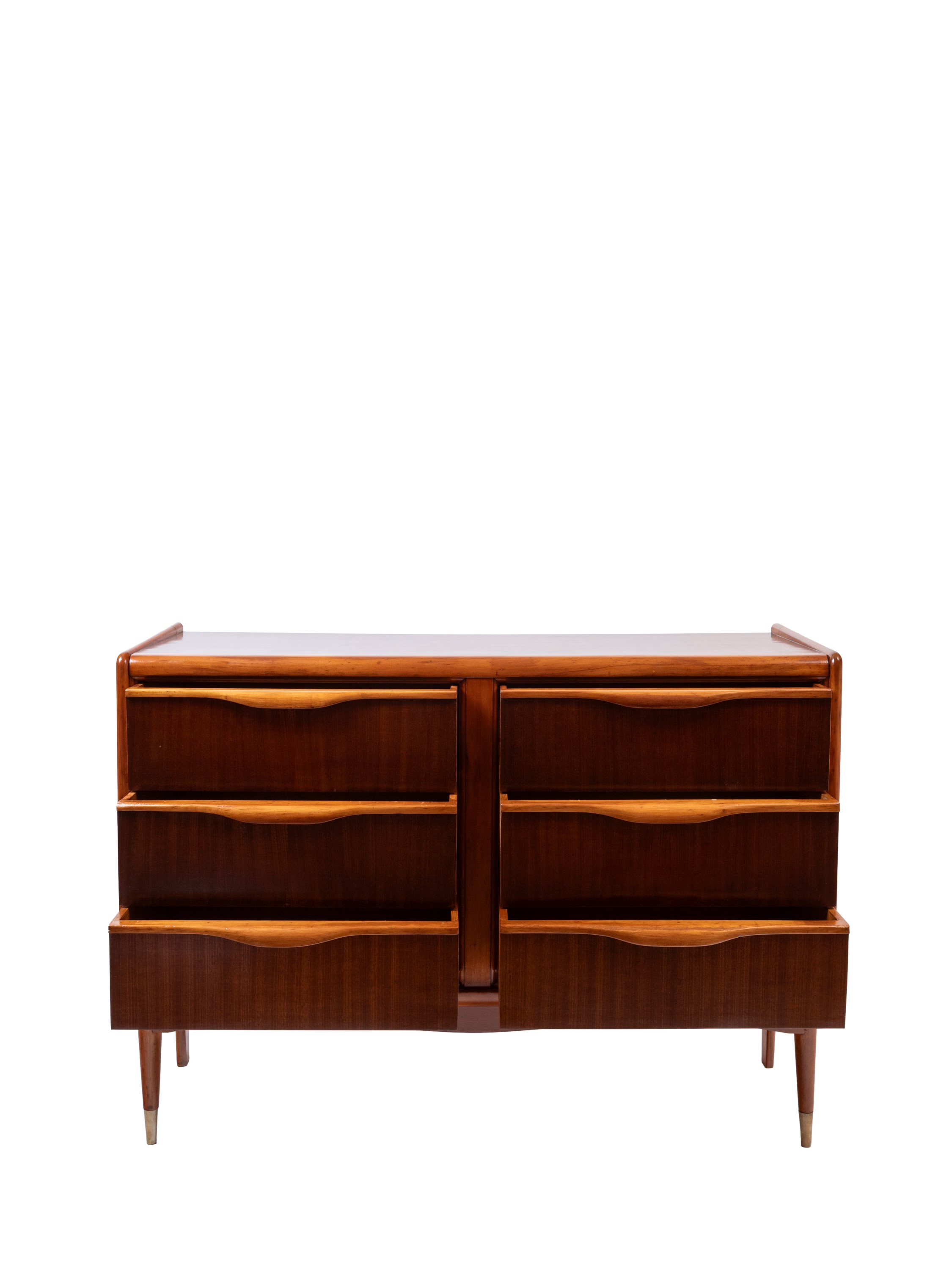 Comò, legno impiallacciato con sei cassetti e puntali in ottone, anni ’60 ca.