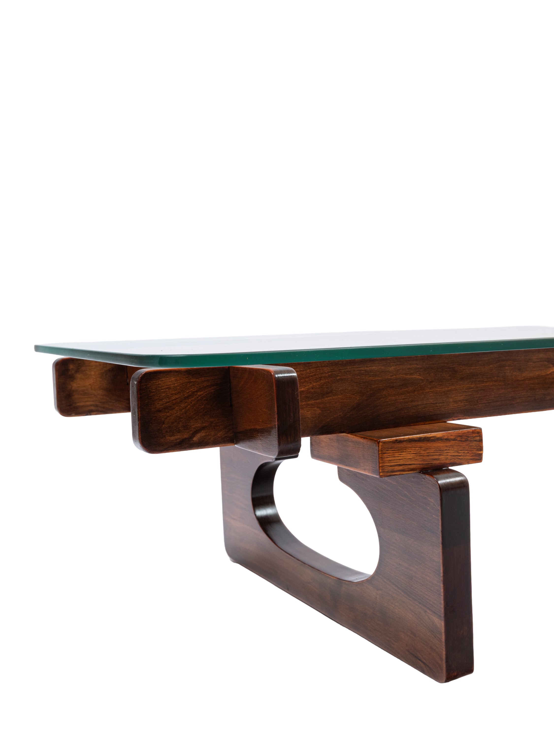Produzione sudamericana, Tavolo basso con struttura in legno e piano in vetro (anni ’60 ca.)