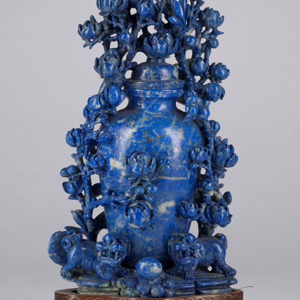 A LAPISLAZULI VASE