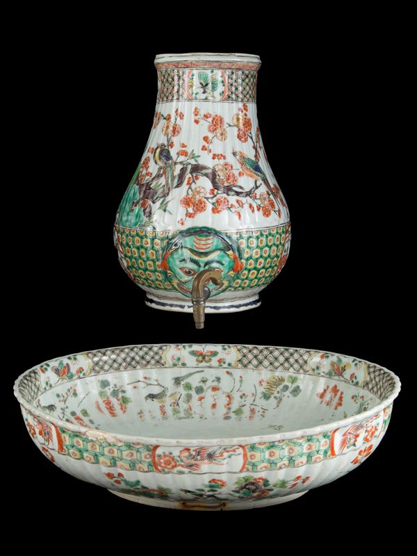 A FAMILLE VERTE PORCELAIN HAND-WASH AND BASIN