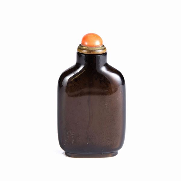 A GLASS SNUFF BOTTLE
