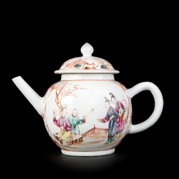 A MANDARIN TEAPOT