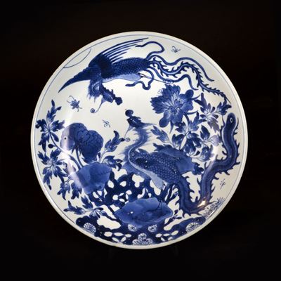 Piatto in porcellana bianca e blu, Cina, dinastia Qing, periodo Kangxi