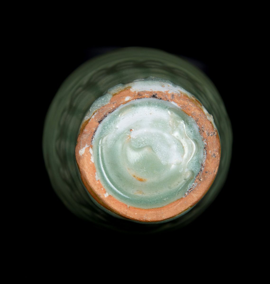 VASO A TESTA D’AGLIO IN PORCELLANA CELADON