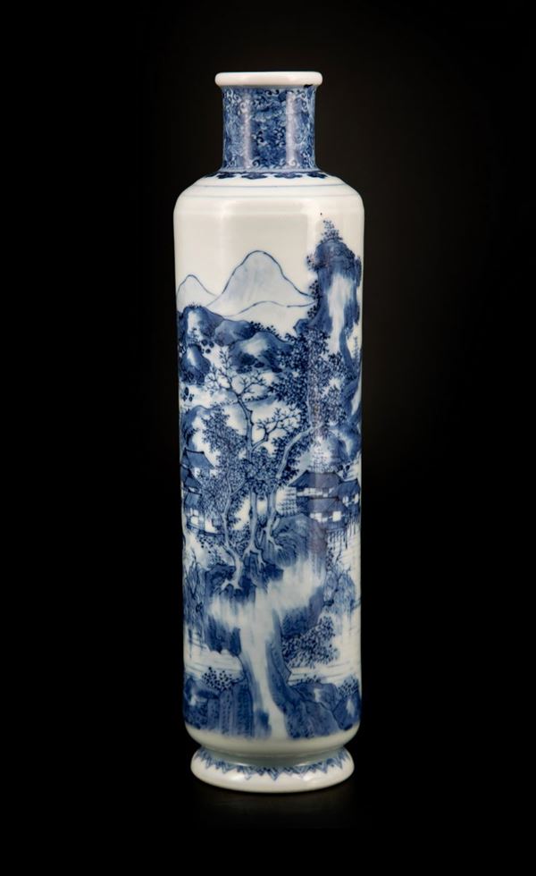 ° VASO IN PORCELLANA BIANCO E BLU 