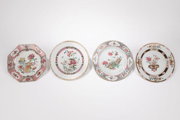 FOUR FAMILLE ROSE PORCELAIN DISHES