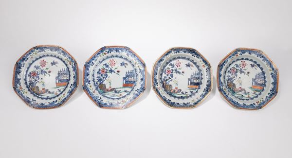 SET DI QUATTRO PIATTI IN PORCELLANA   (Cina, periodo Qianlong (1735-1796))  - Asta Fine Asian Art - Marcopolo srl - Marcopolo Asian Art Auction Milano