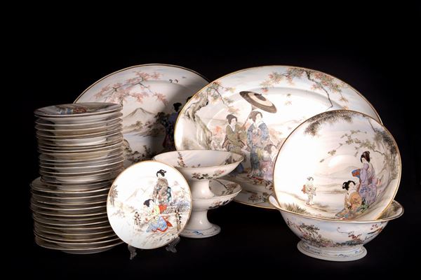  SERVIZIO DI STOVIGLIE IN PORCELLANA  (Giappone, circa 1900)  - Asta Fine Asian Art - Marcopolo srl - Marcopolo Asian Art Auction Milano